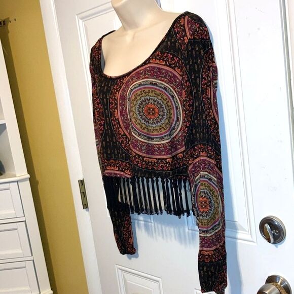 GYPSY WARRIOR Fringe Boho Mandala Black Burgundy Crop Top Blouse Large - Picture 6 of 10